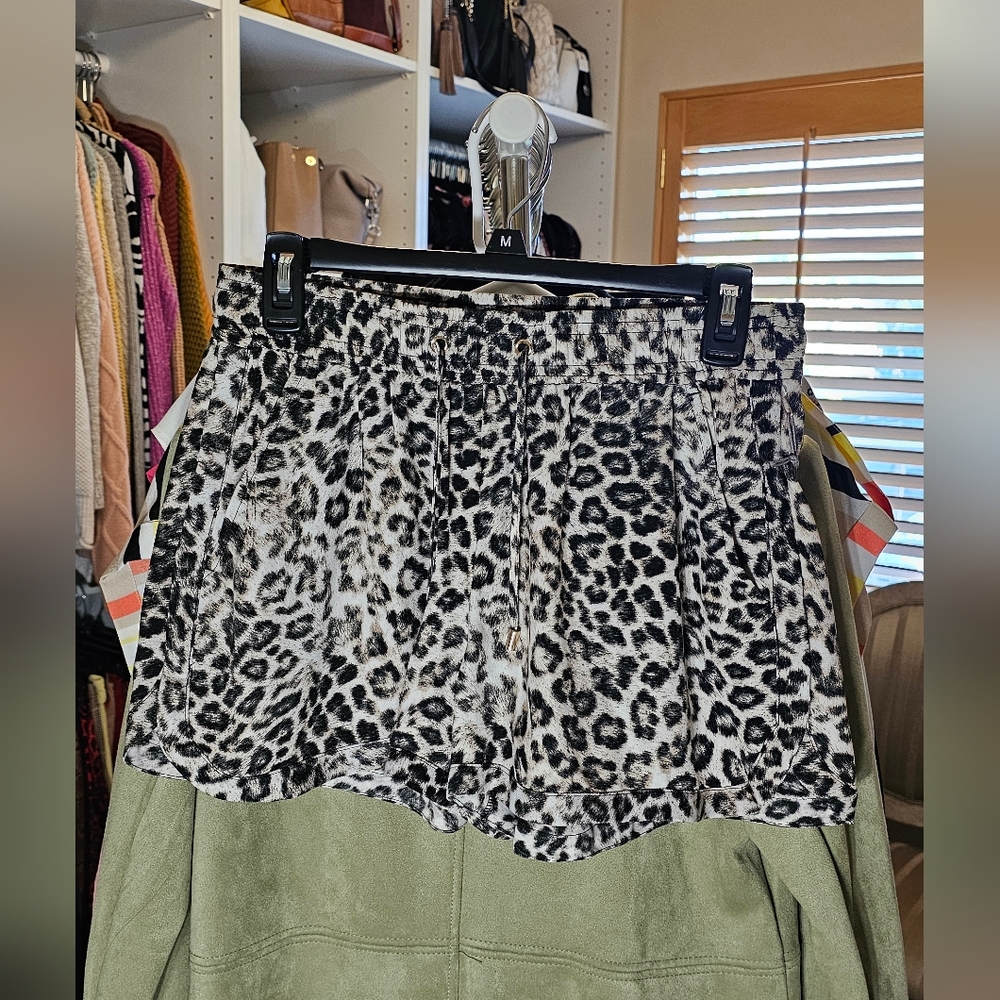Jennifer Lopez, leopard print shorts. NWT. Size S.
